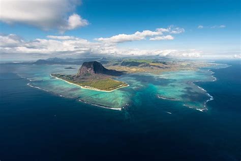 maior ilha do oceano indico